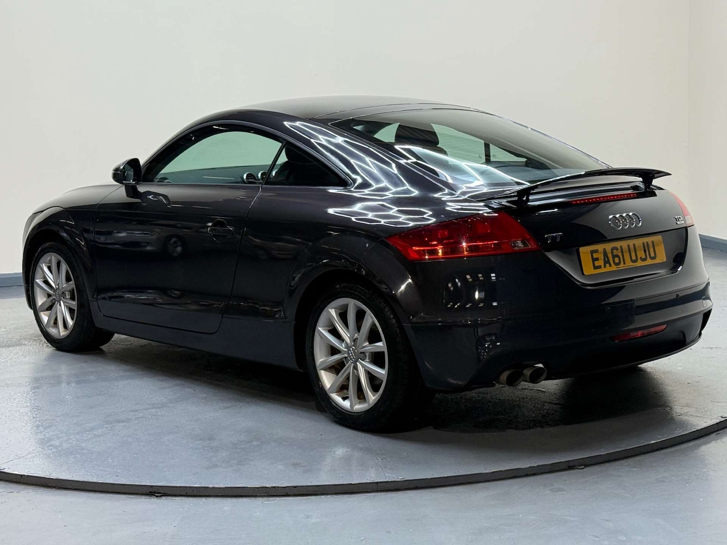 Used Audi TT 2011 for sale - 76905285: Photo 25