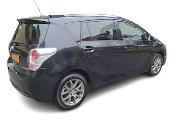 Used Toyota Verso 2013 for sale - 77022303: Photo