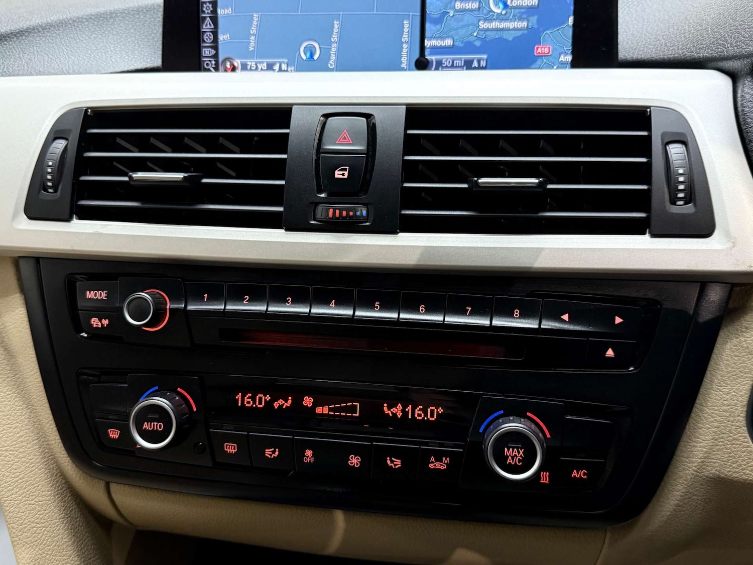 Used BMW 3 Series 2014 for sale - 77339243: Photo 23