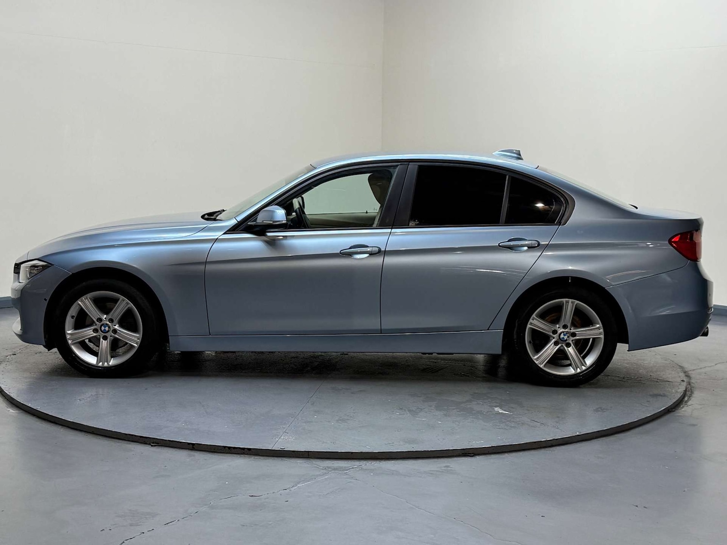 Used BMW 3 Series 2014 for sale - 77339243: Photo 33