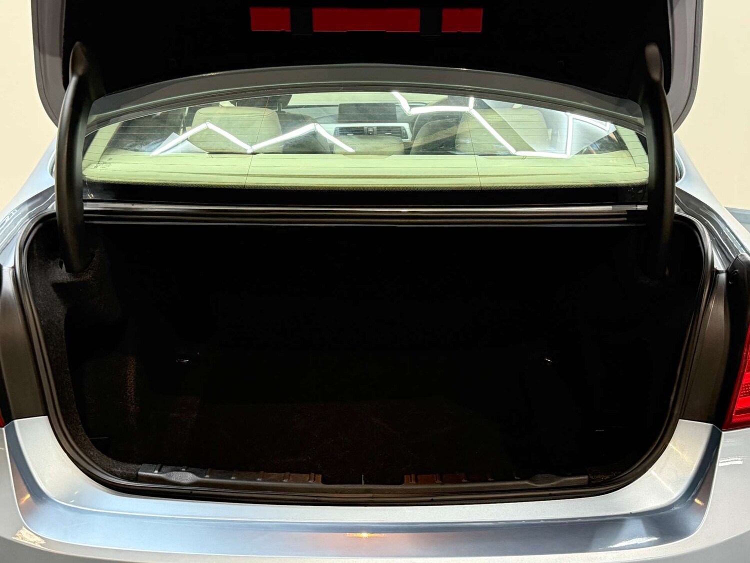 Used BMW 3 Series 2014 for sale - 77339243: Photo 65