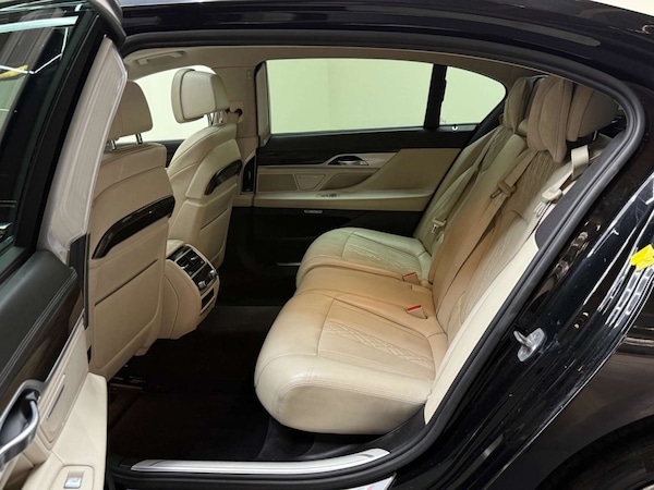 Used BMW 7 Series 2016 for sale - 76181013: Photo 40