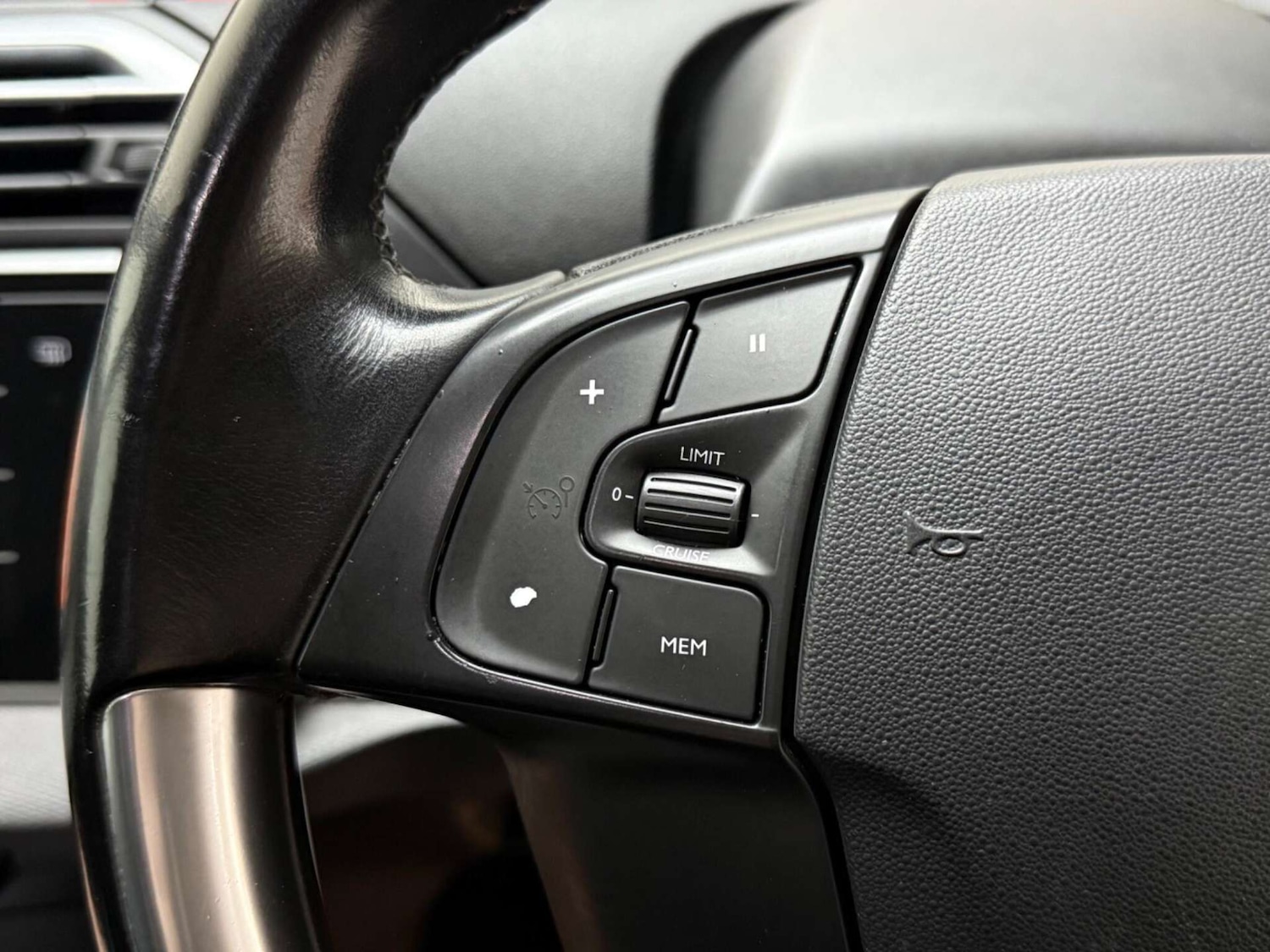 Used Citroen C4 Grand Picasso 2017 for sale - 76602058: Photo 18