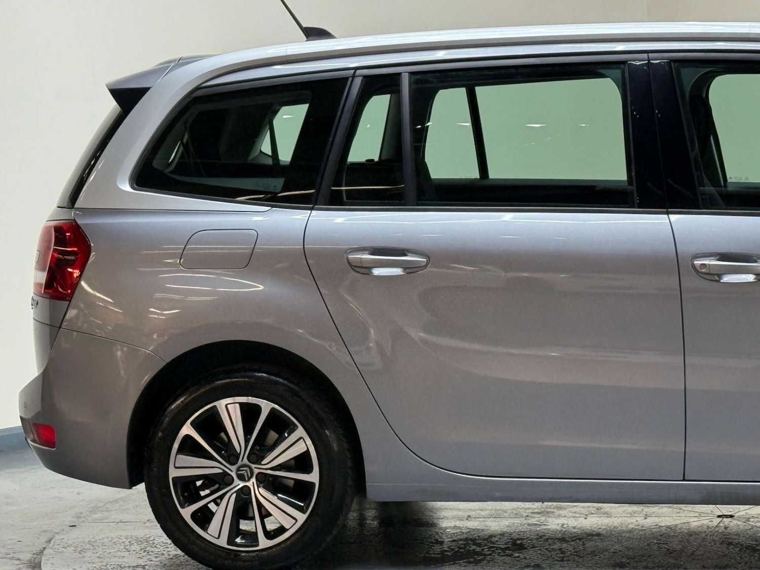 Used Citroen C4 Grand Picasso 2017 for sale - 76602058: Photo 39