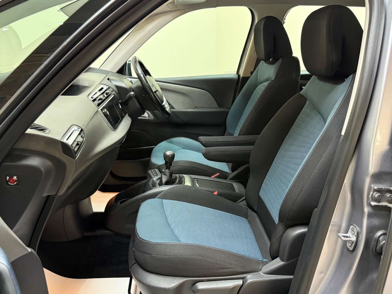 Used Citroen C4 Grand Picasso 2017 for sale - 76602058: Photo 4