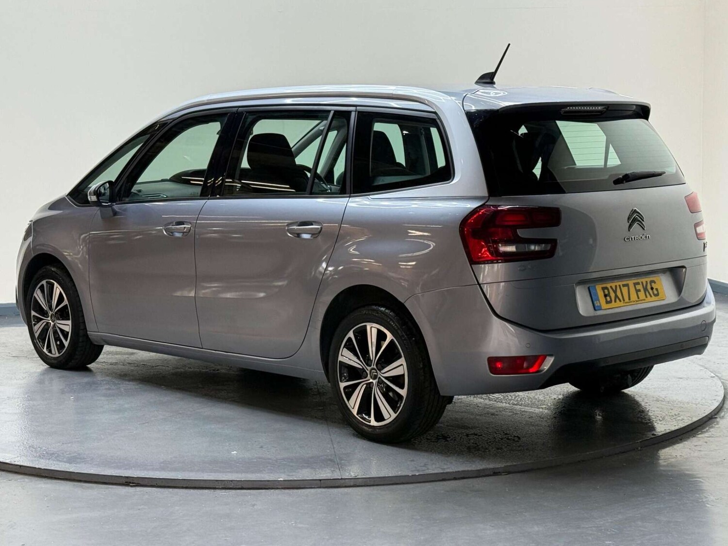 Used Citroen C4 Grand Picasso 2017 for sale - 76602058: Photo 7