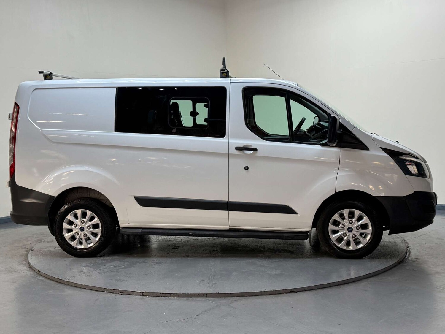 Used Ford Transit Custom 2017 for sale - 76263526: Photo 14