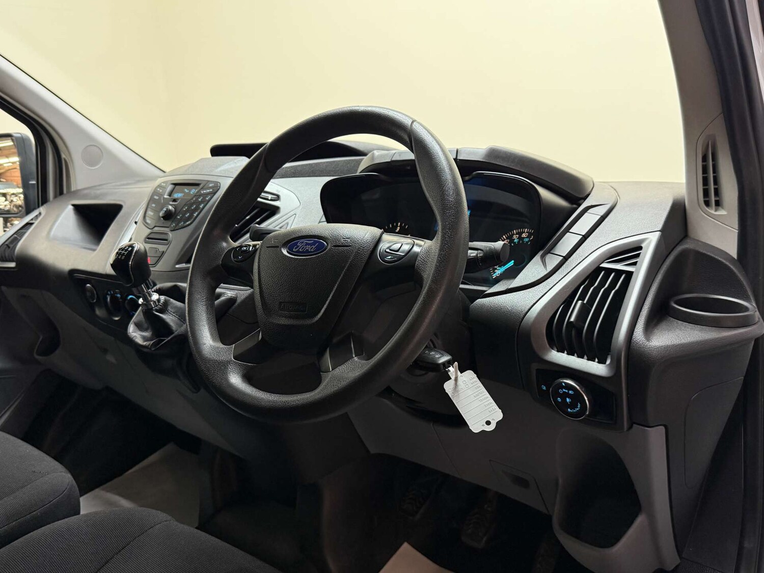 Used Ford Transit Custom 2017 for sale - 76263526: Photo 16