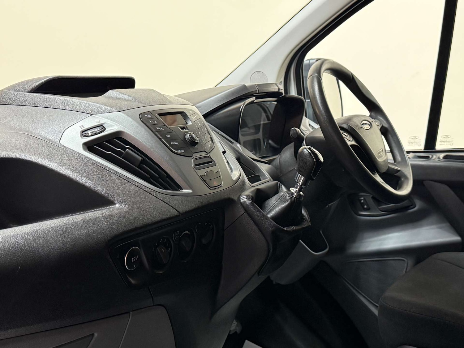 Used Ford Transit Custom 2017 for sale - 76263526: Photo 3