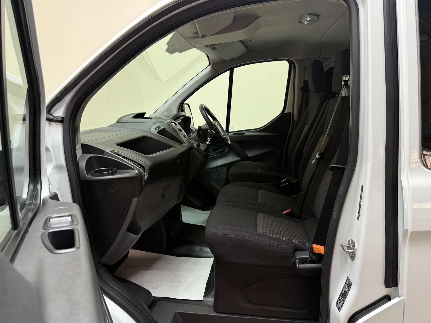 Used Ford Transit Custom 2017 for sale - 76263526: Photo 31