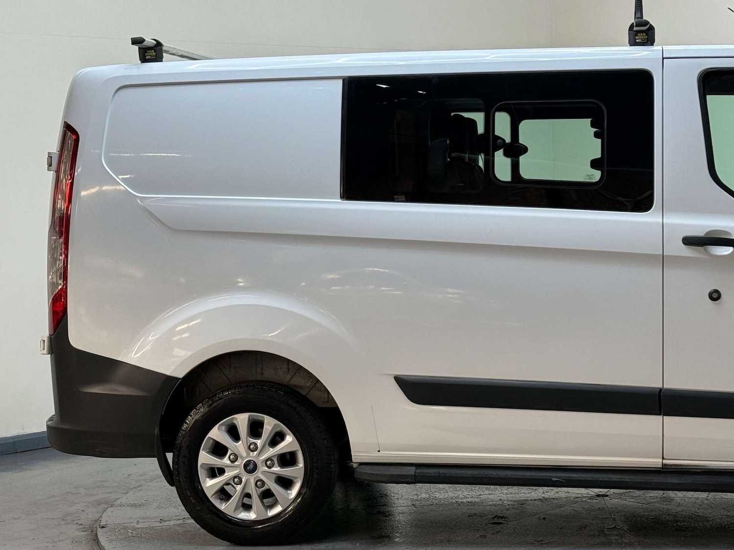Used Ford Transit Custom 2017 for sale - 76263526: Photo 43