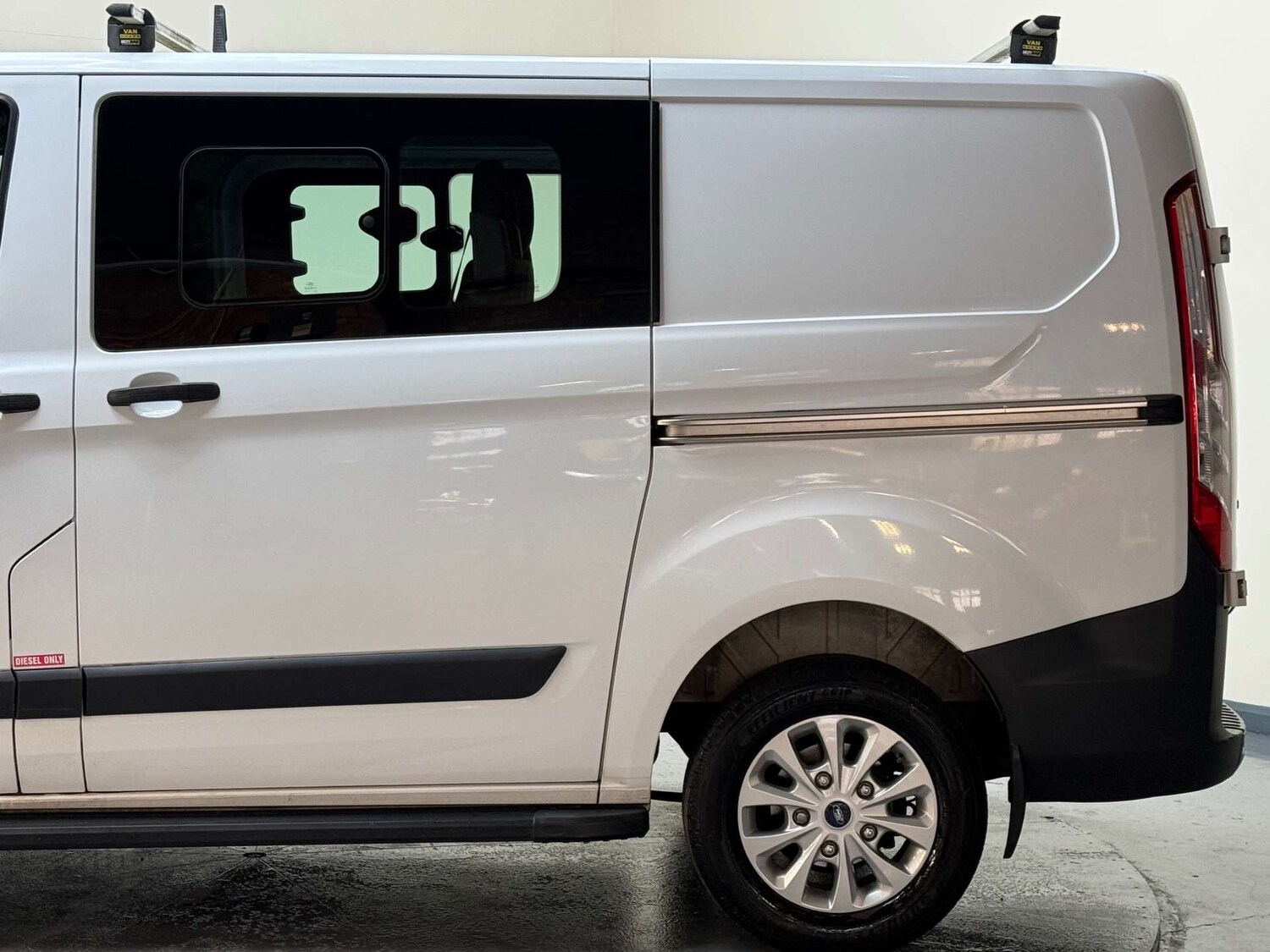 Used Ford Transit Custom 2017 for sale - 76263526: Photo 48