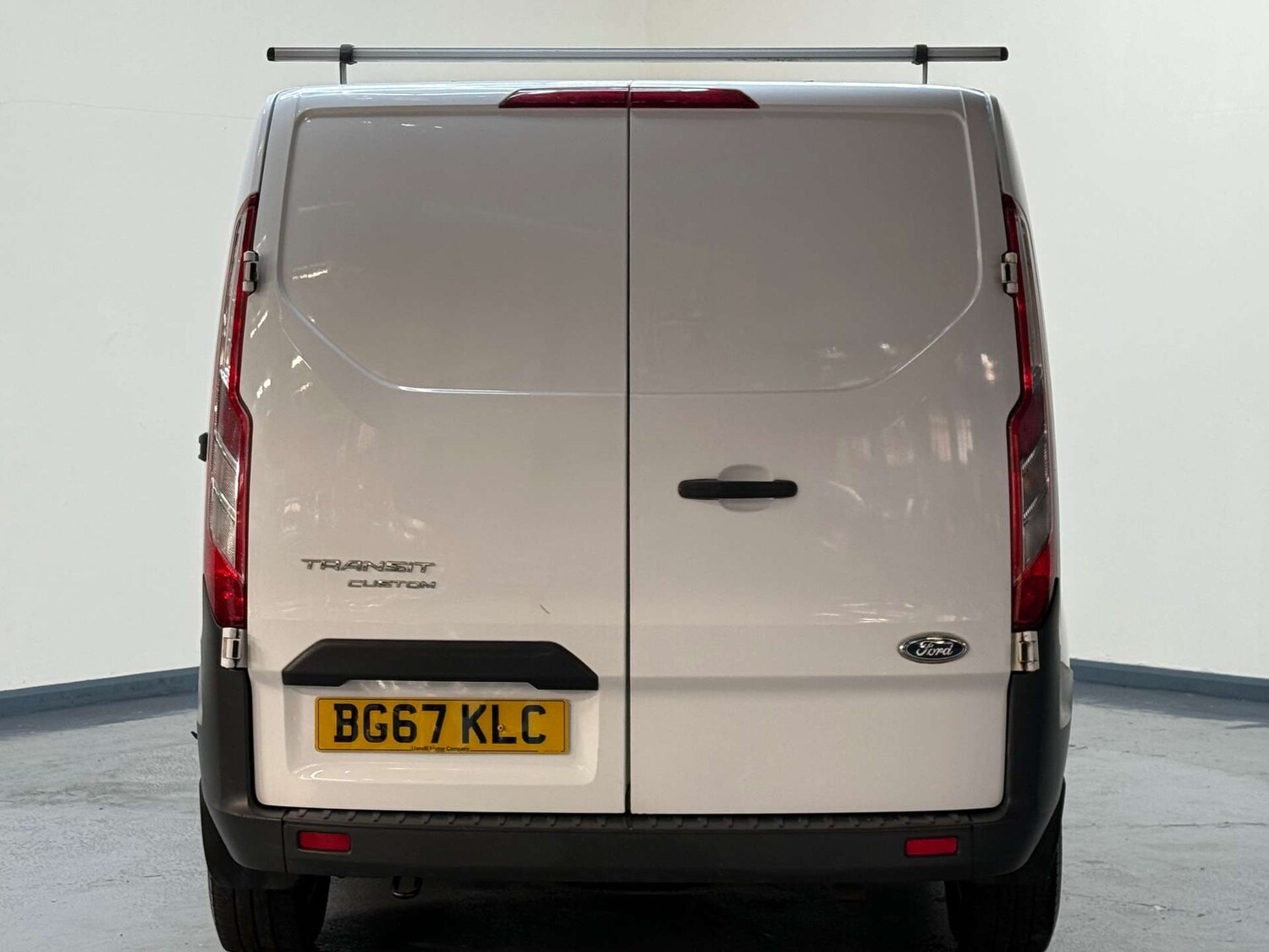 Used Ford Transit Custom 2017 for sale - 76263526: Photo 9