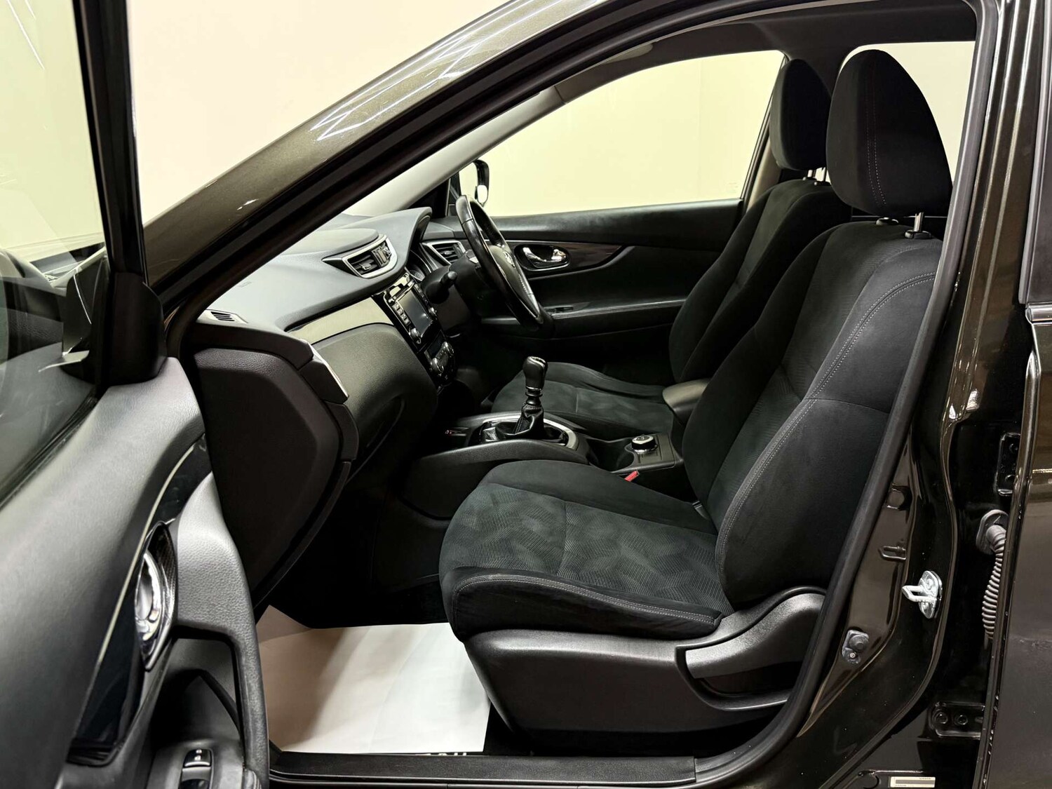 Used Nissan X-Trail 2016 for sale - 76542286: Photo 30