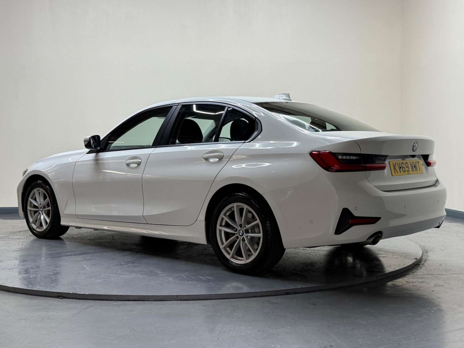 Used BMW 3 Series 2019 for sale - 76363930: Photo 31