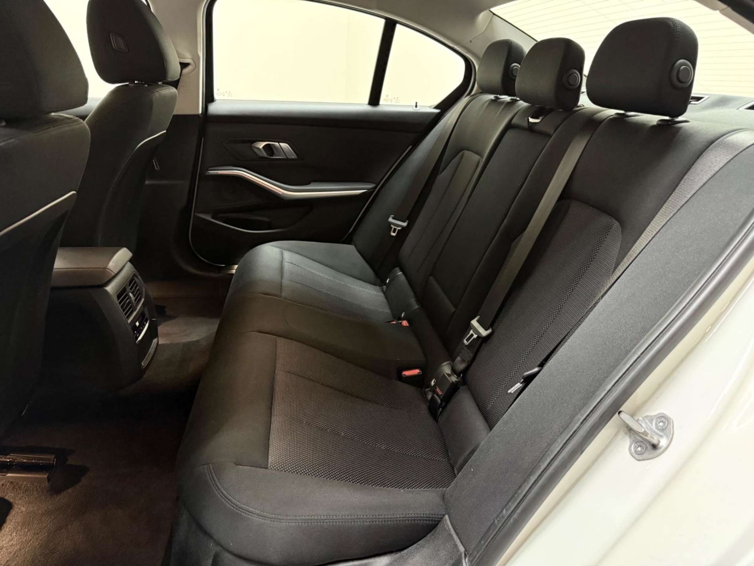 Used BMW 3 Series 2019 for sale - 76363930: Photo 37