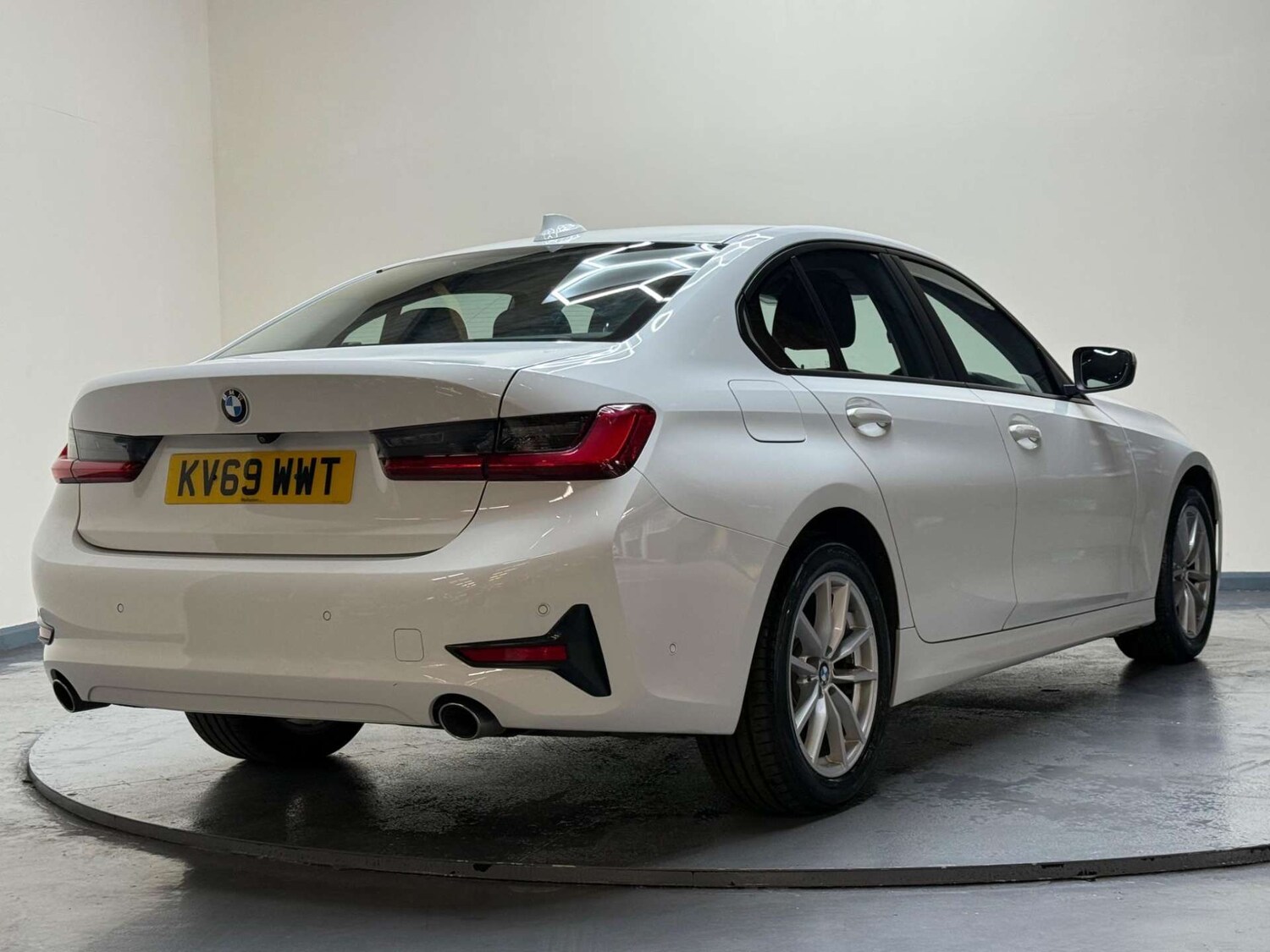 Used BMW 3 Series 2019 for sale - 76363930: Photo 43