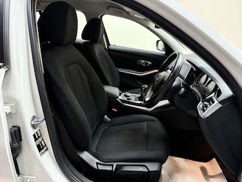 Used BMW 3 Series 2019 for sale - 76363930: Photo