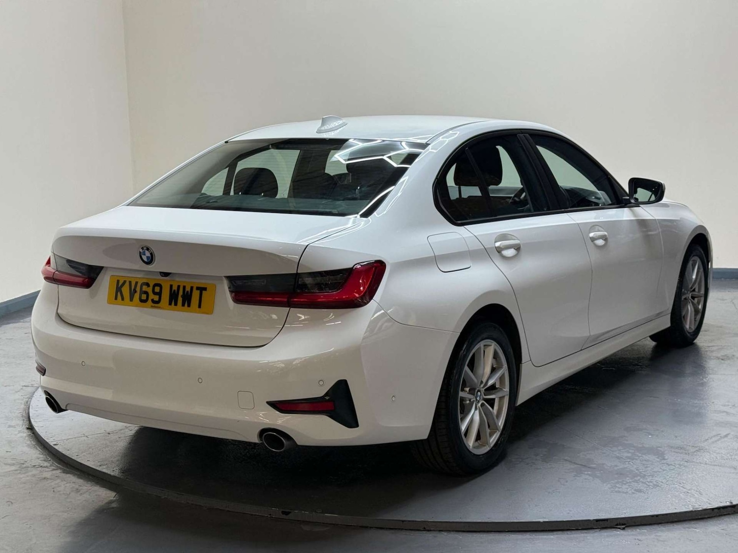 Used BMW 3 Series 2019 for sale - 76363930: Photo 6