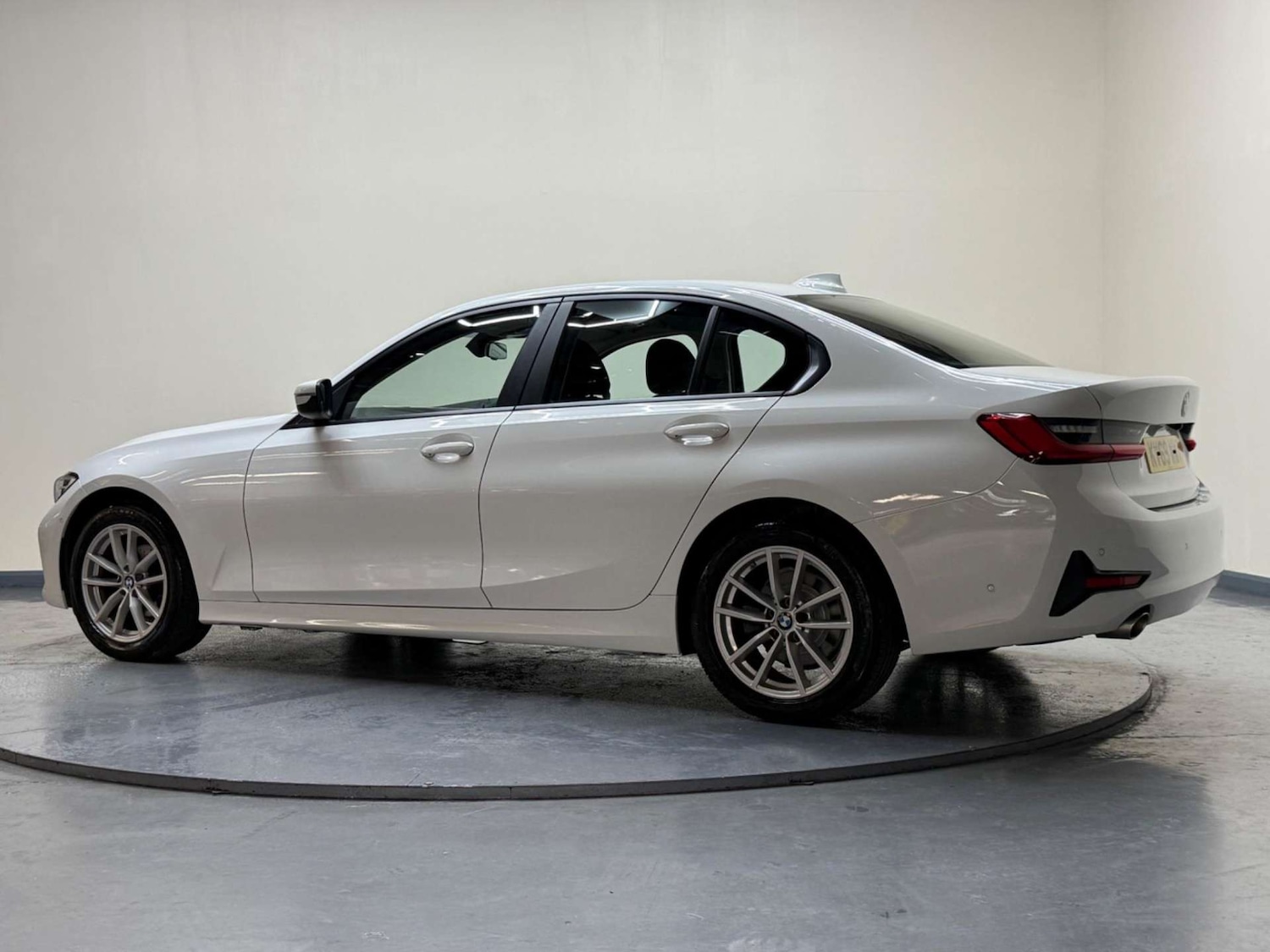Used BMW 3 Series 2019 for sale - 76363930: Photo 63