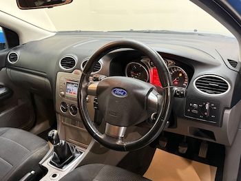 Used Ford Focus 2011 for sale - 77749089: Photo