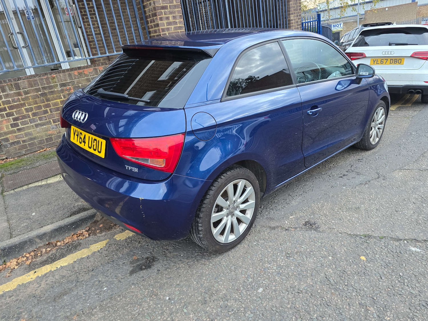 Used Audi A1 2014 for sale - 76642916: Photo 3