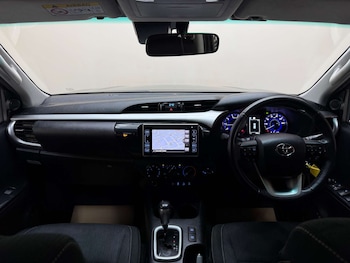 Used Toyota Hilux 2020 for sale - 79276743: Photo