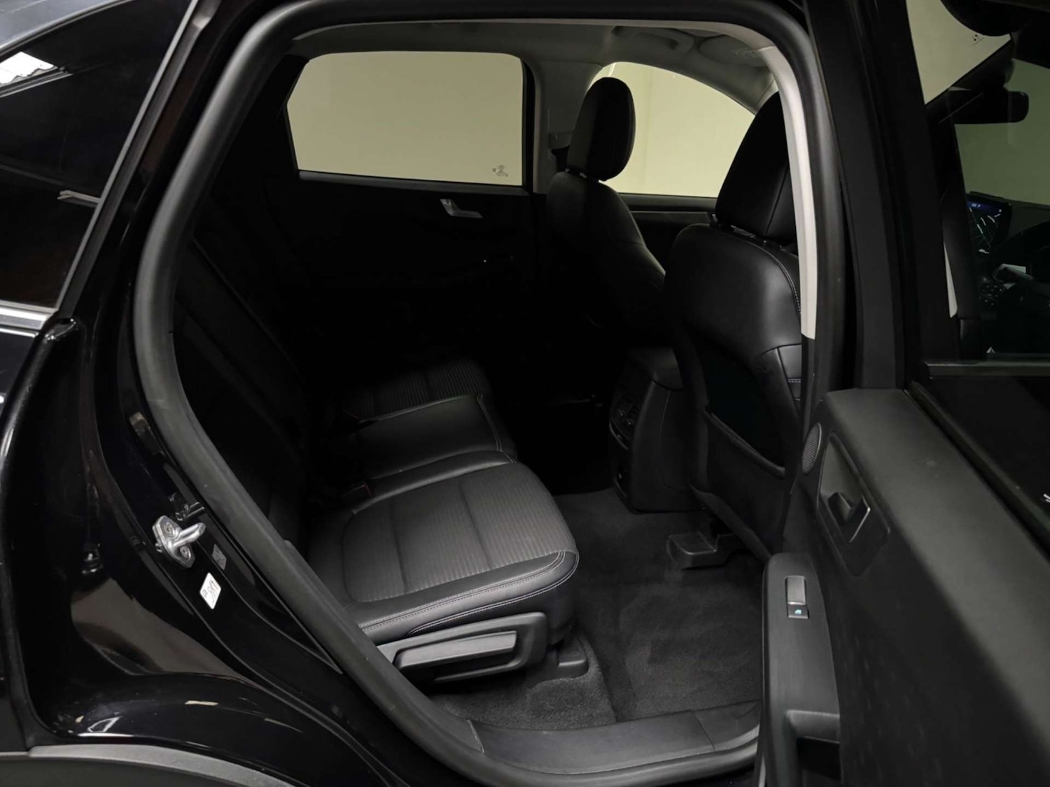 Used Ford Kuga 2020 for sale - 76363746: Photo 27