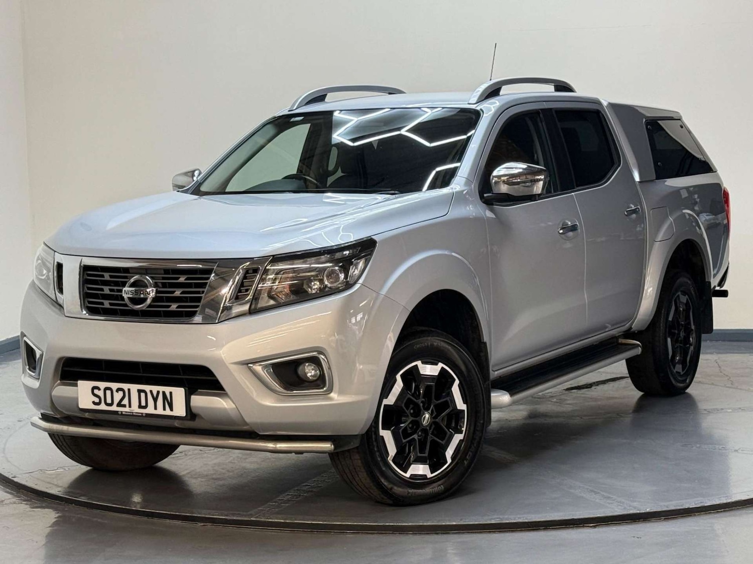 Used Nissan Navara 2021 for sale - 76181018: Photo 1