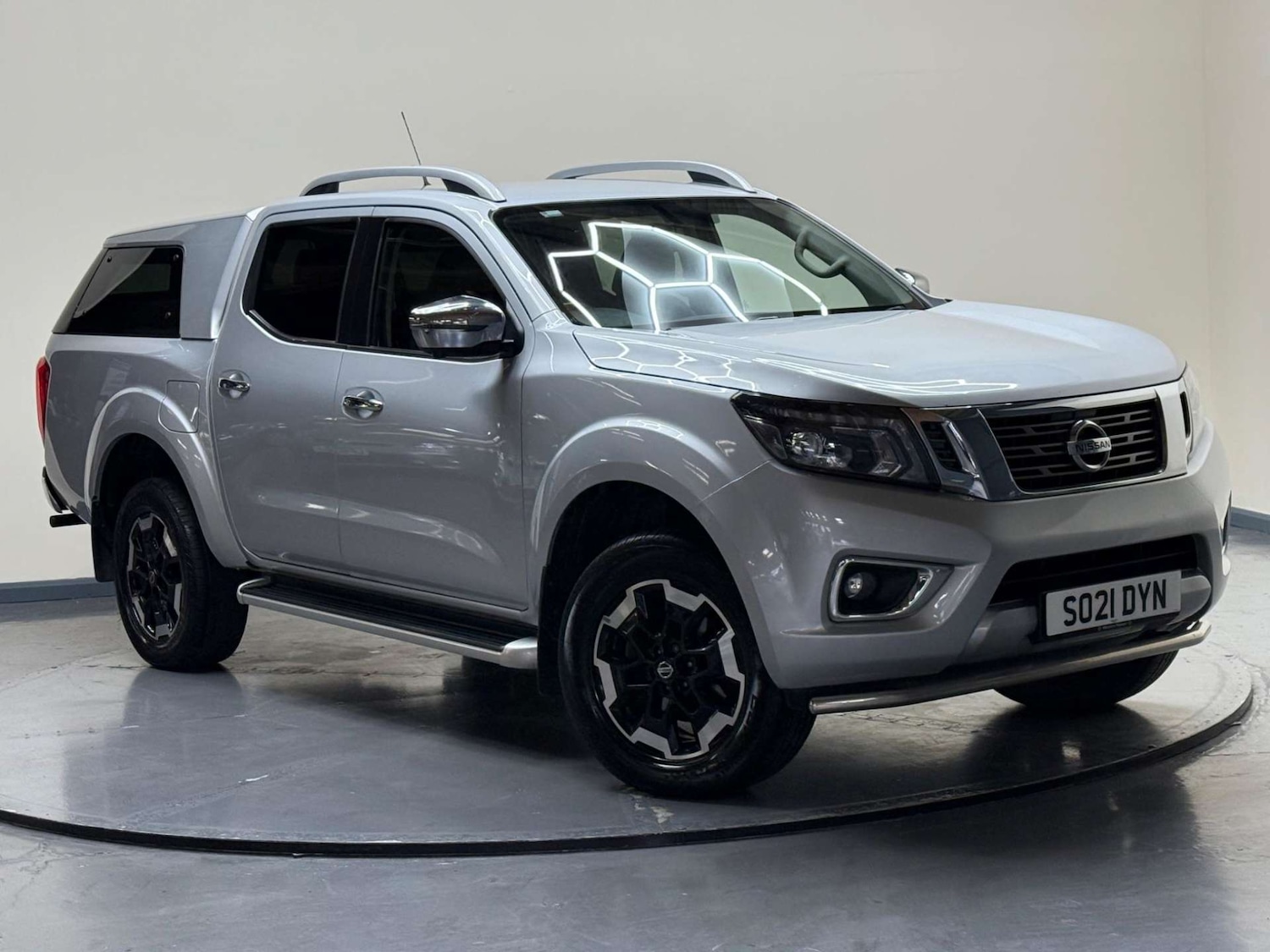 Used Nissan Navara 2021 for sale - 76181018: Photo 2