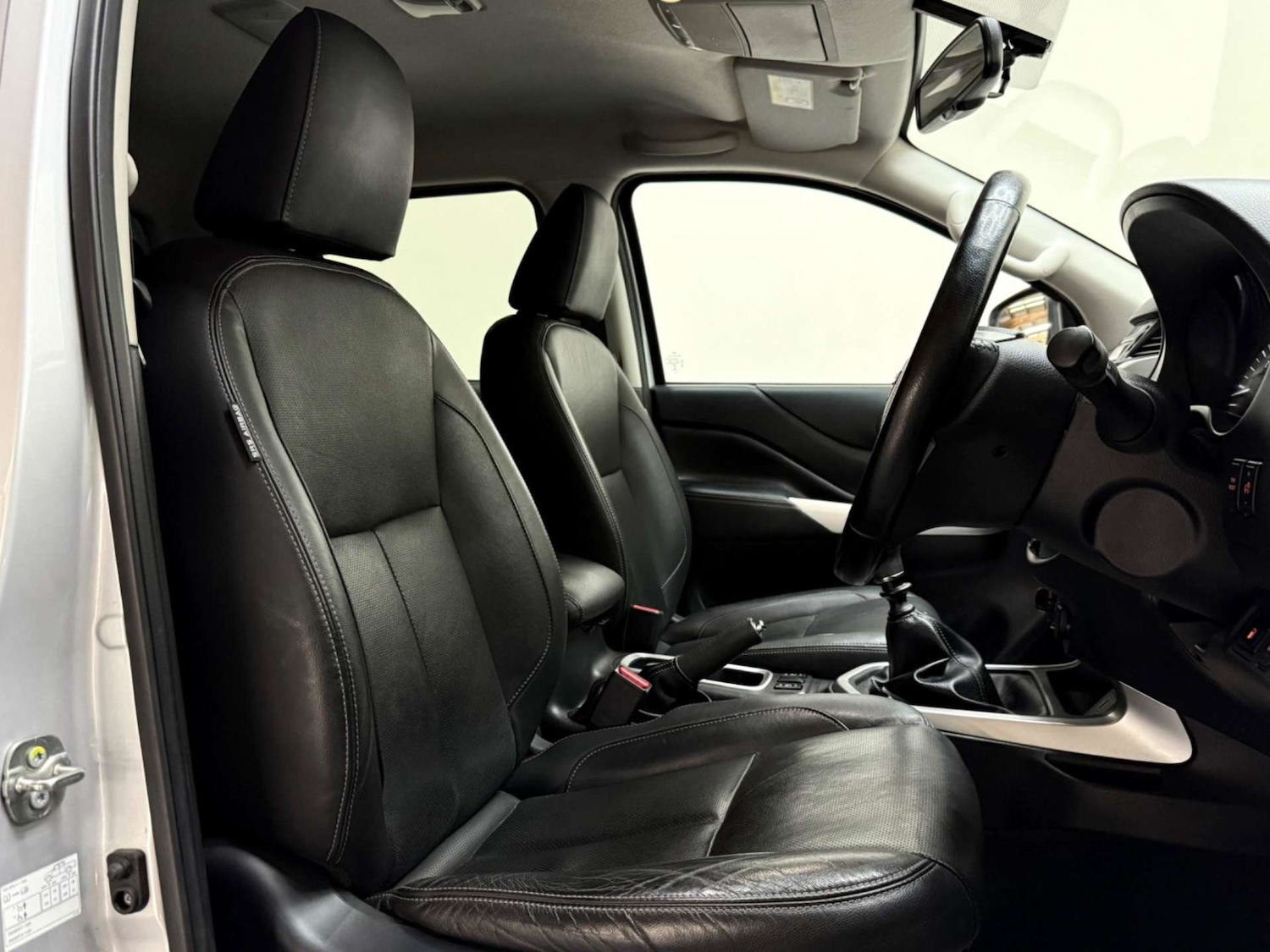 Used Nissan Navara 2021 for sale - 76181018: Photo 41