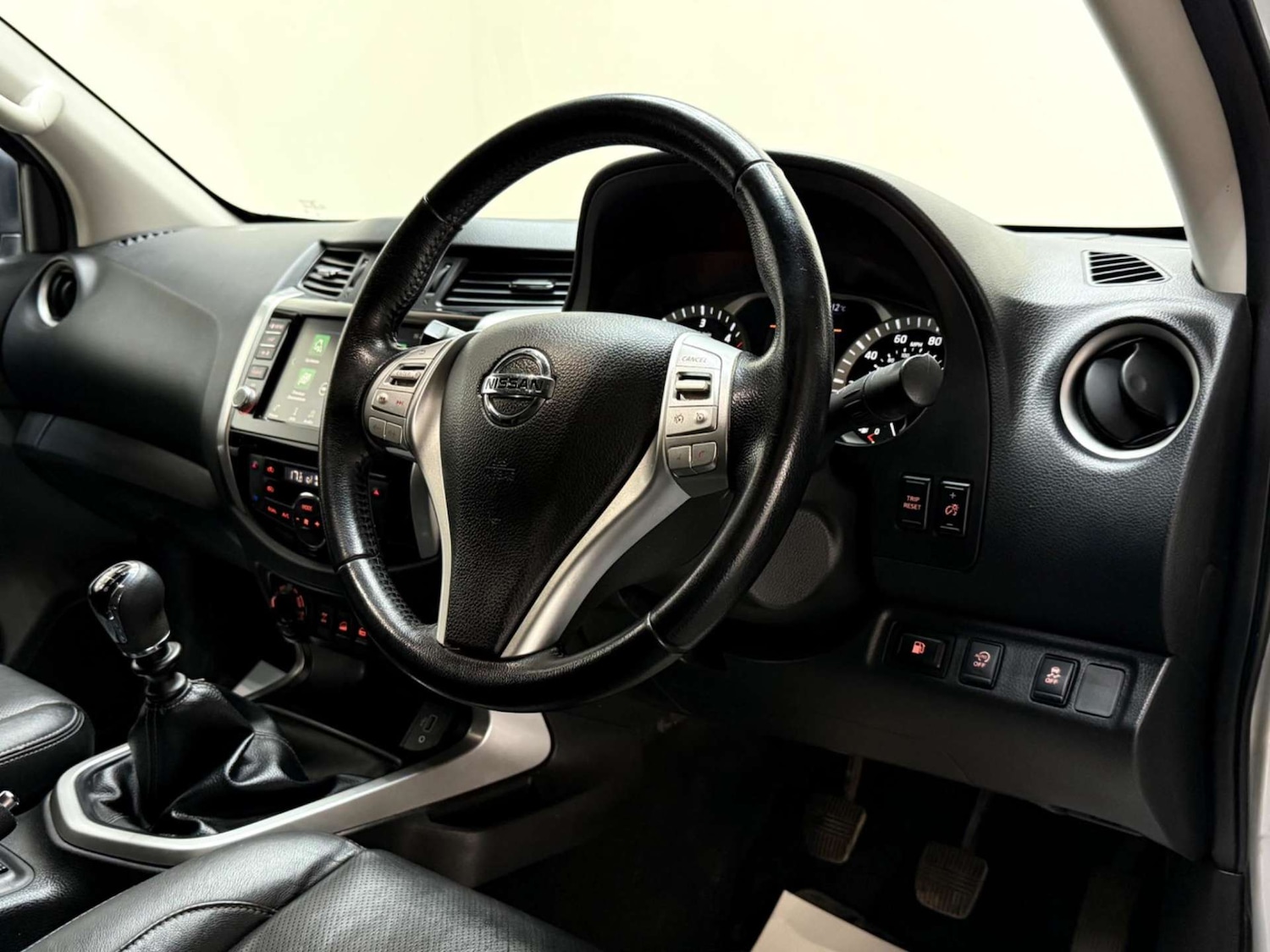 Used Nissan Navara 2021 for sale - 76181018: Photo 42