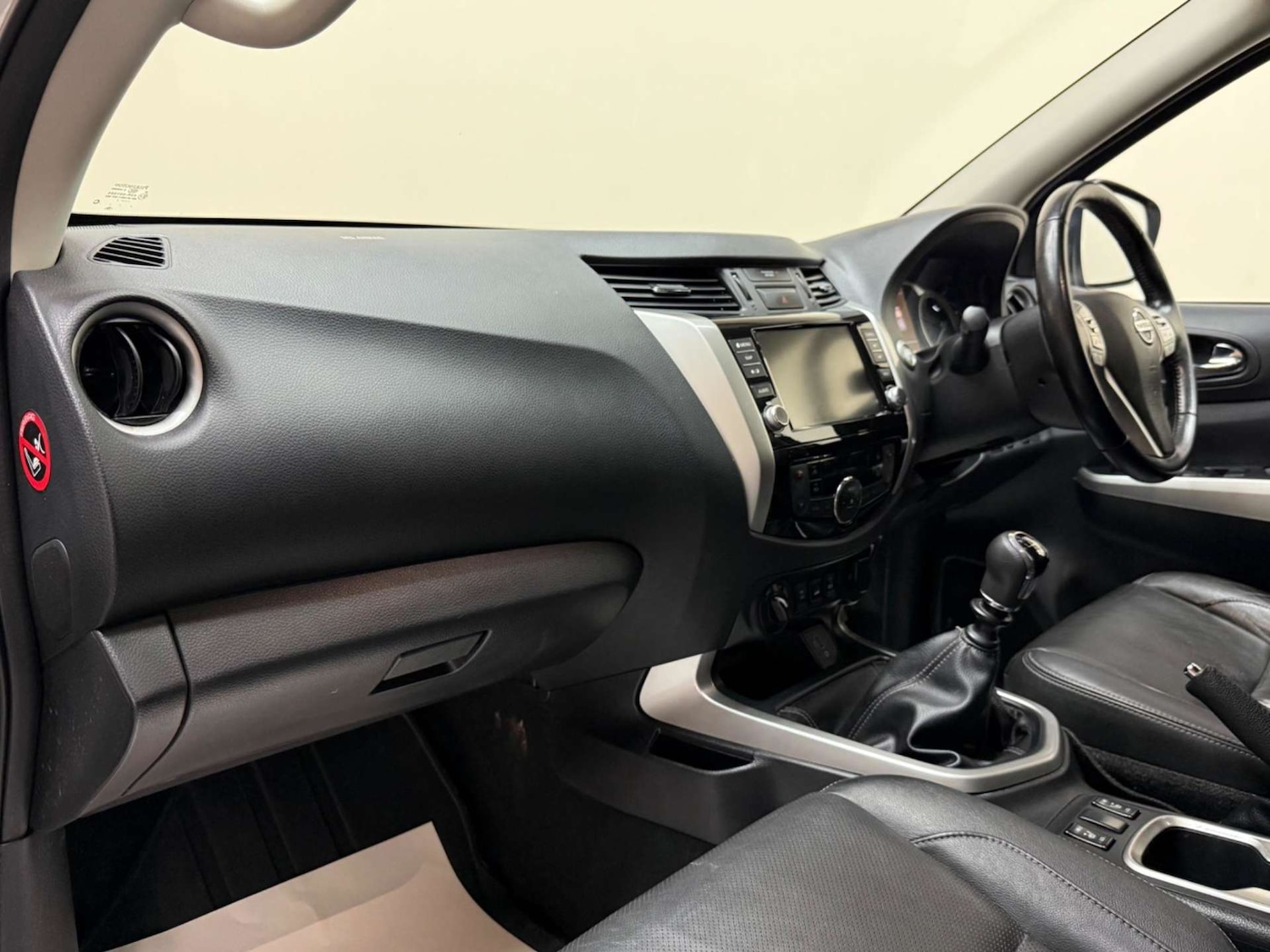 Used Nissan Navara 2021 for sale - 76181018: Photo 5