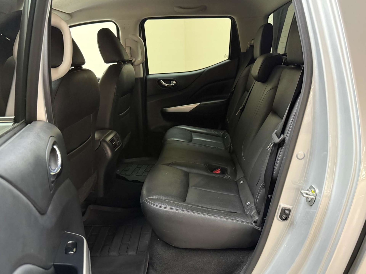 Used Nissan Navara 2021 for sale - 76181018: Photo 7