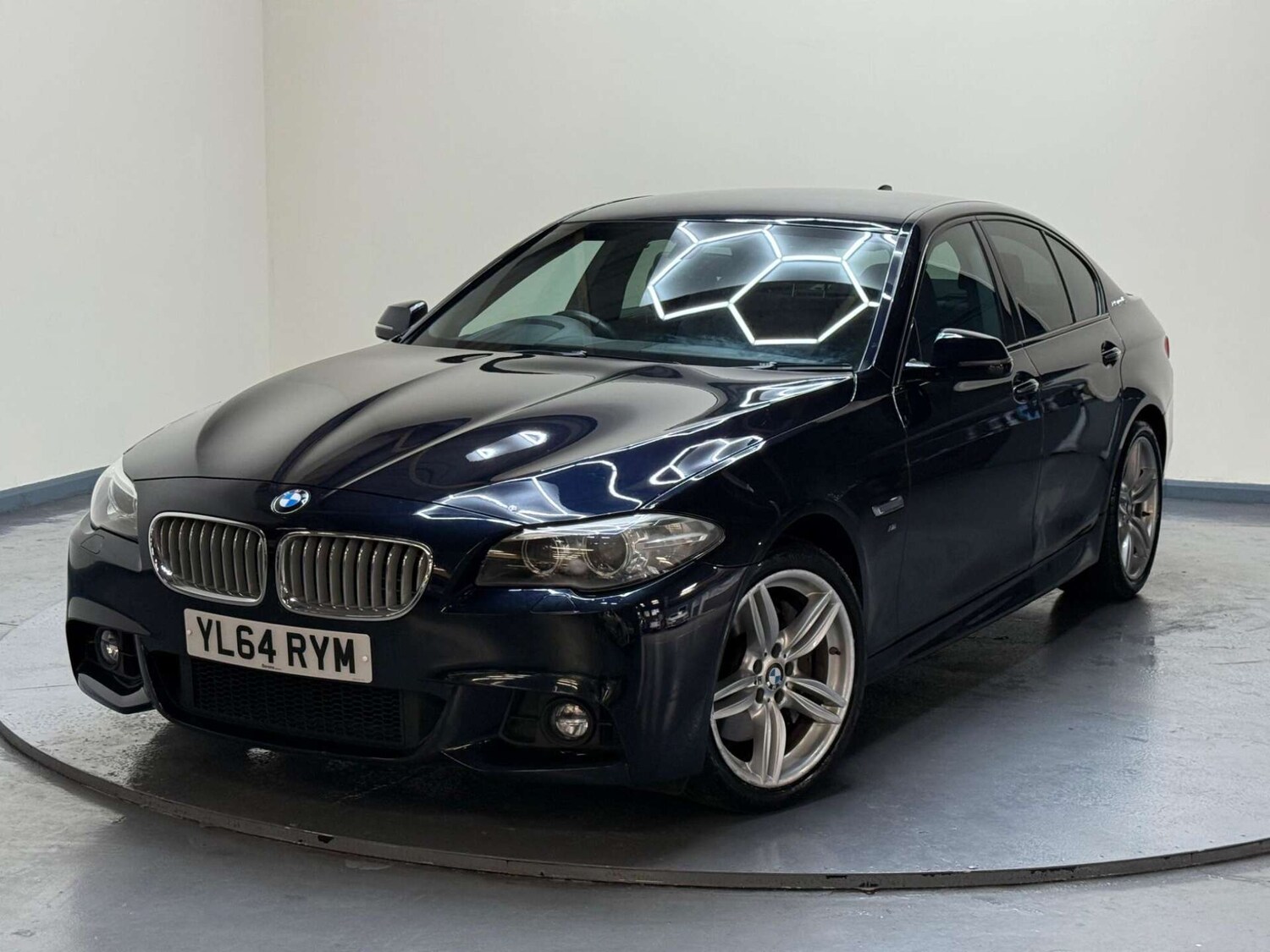Used BMW 5 Series 2015 for sale - 76363608: Photo 37