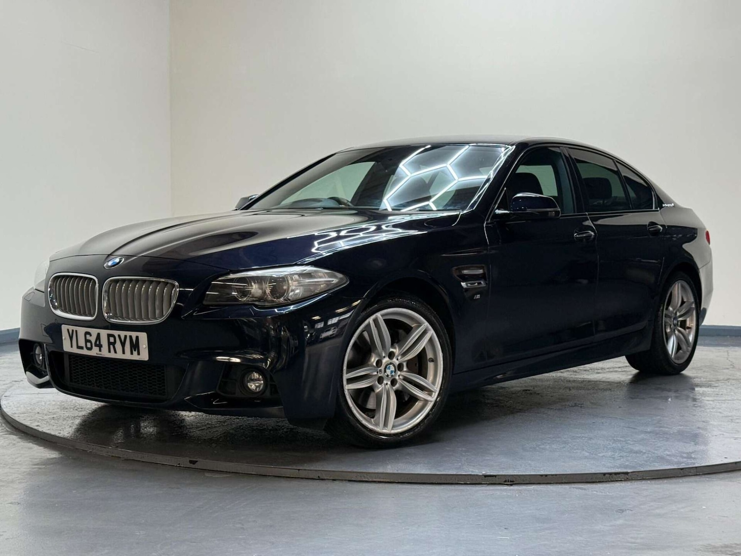Used BMW 5 Series 2015 for sale - 76363608: Photo 39