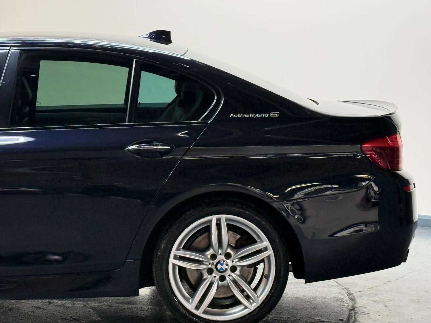 Used BMW 5 Series 2015 for sale - 76363608: Photo 50