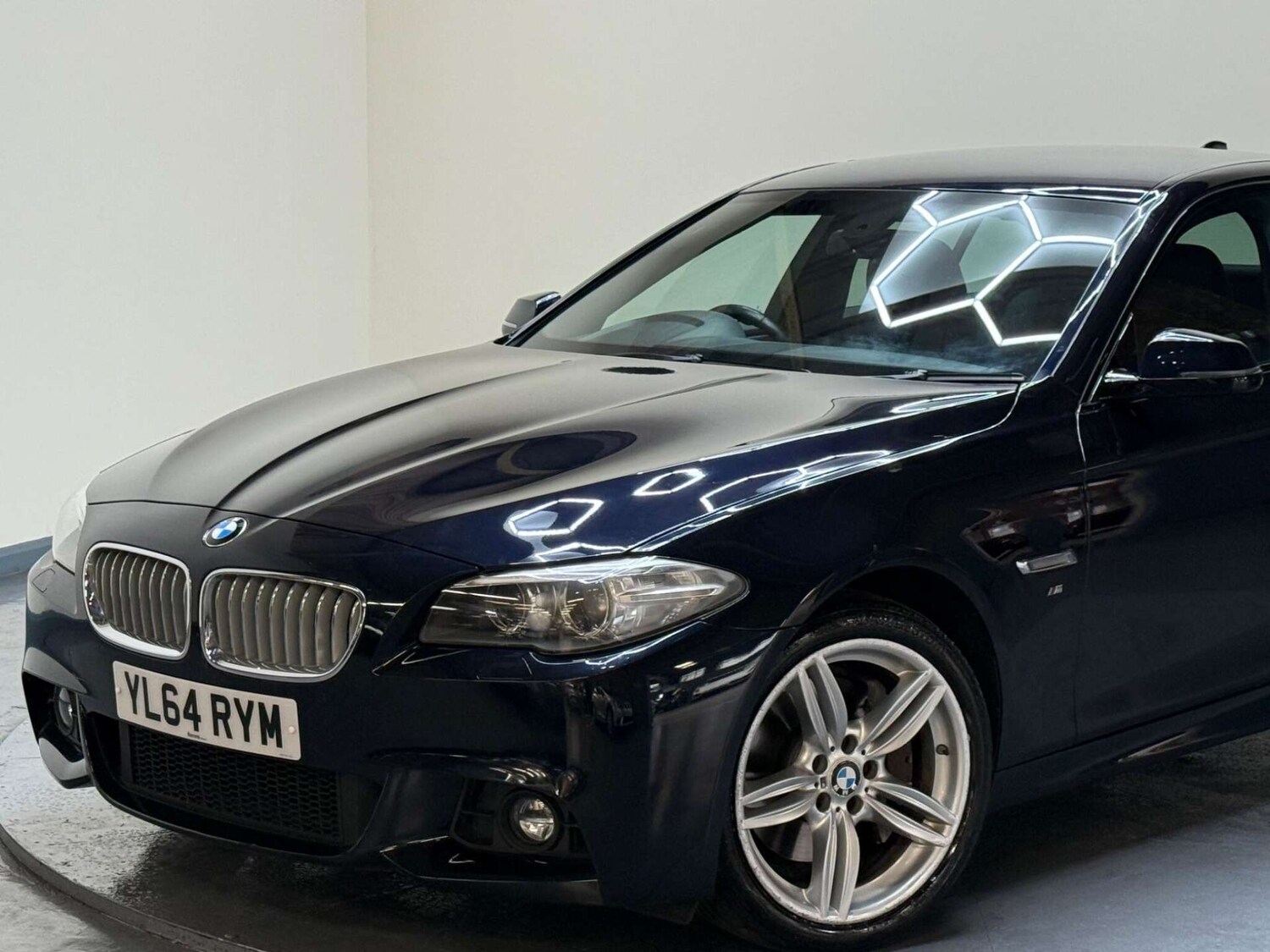 Used BMW 5 Series 2015 for sale - 76363608: Photo 55