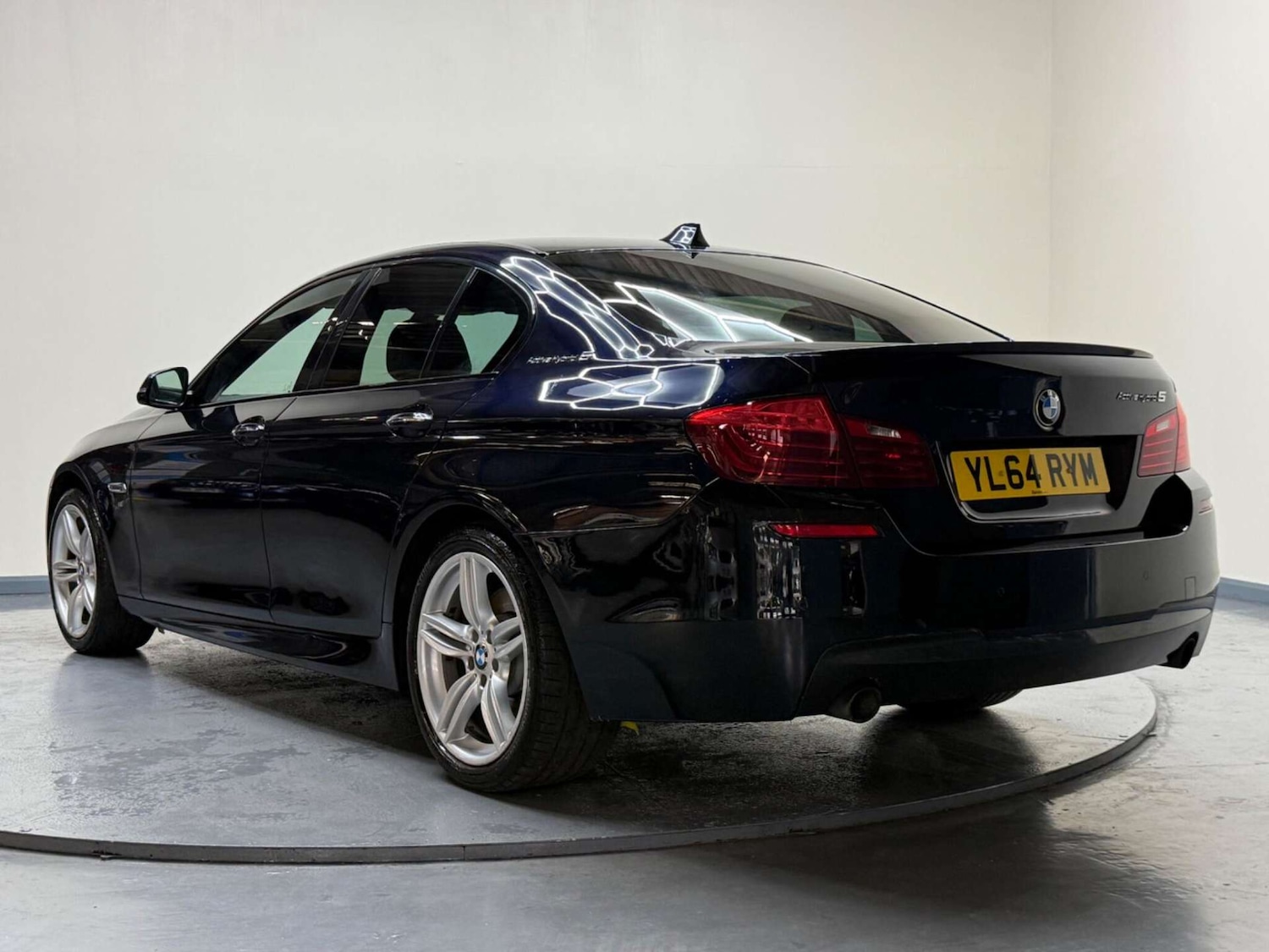 Used BMW 5 Series 2015 for sale - 76363608: Photo 7