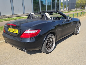 Used Mercedes-Benz SLK 2011 for sale - 75563032: Photo