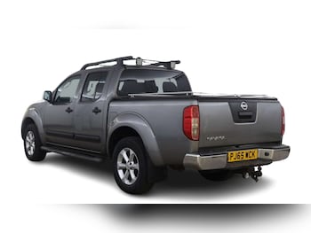 Used Nissan Navara 2015 for sale - 79378783: Photo