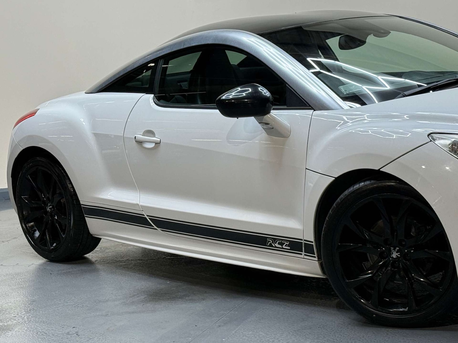 Used Peugeot RCZ 2011 for sale - 77234087: Photo 50