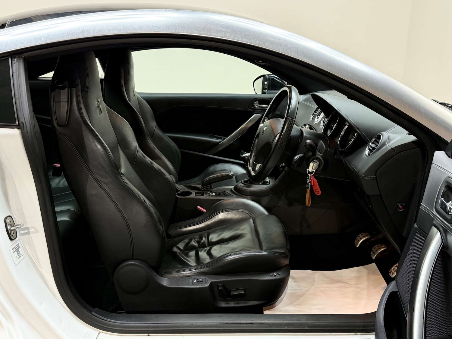 Used Peugeot RCZ 2011 for sale - 77234087: Photo 56