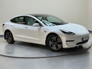 2019 (69) - Standard Range Plus Auto RWD 4dr
