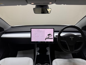 Used Tesla Model 3 2019 for sale - 75696446: Photo