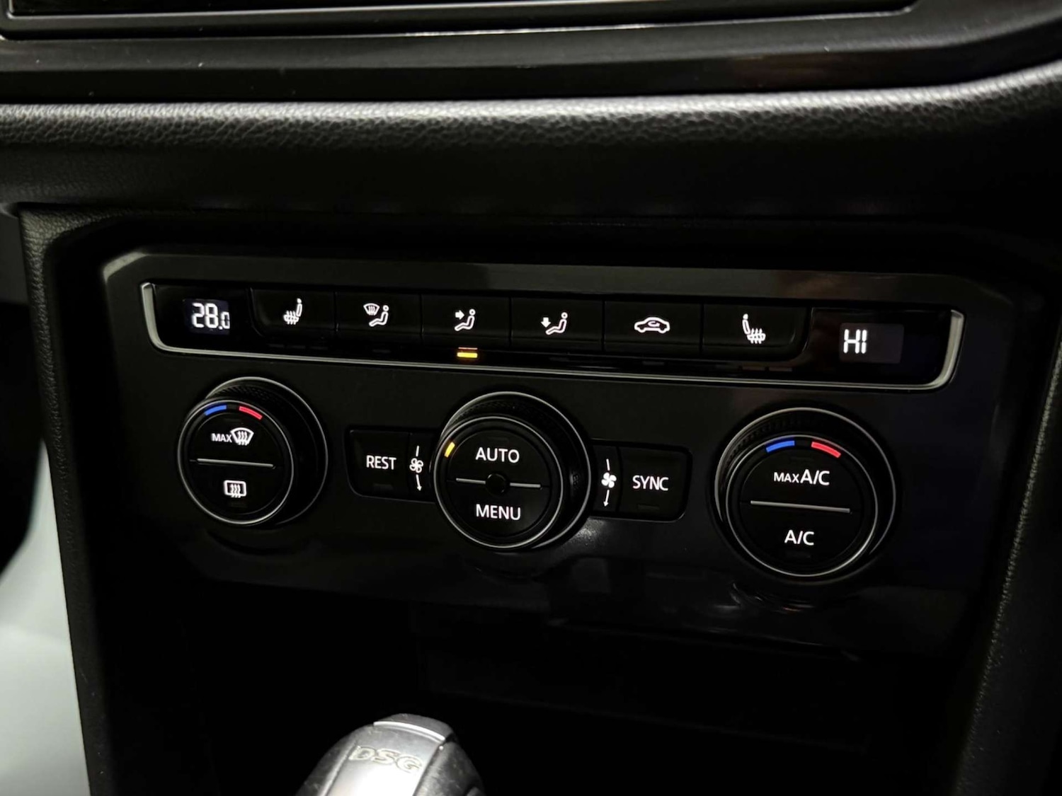 Used Volkswagen Tiguan 2017 for sale - 76363698: Photo 25