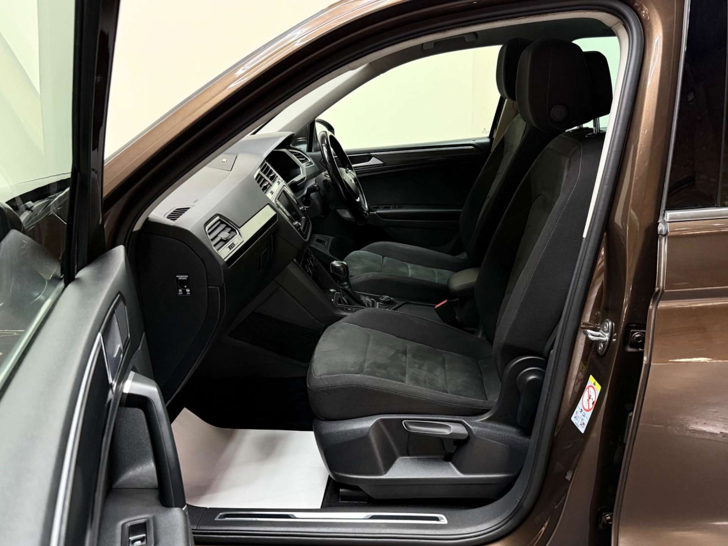 Used Volkswagen Tiguan 2017 for sale - 76363698: Photo 33