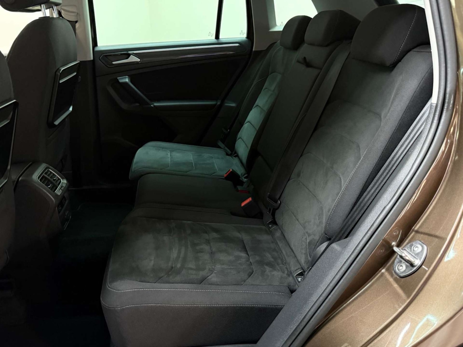 Used Volkswagen Tiguan 2017 for sale - 76363698: Photo 35