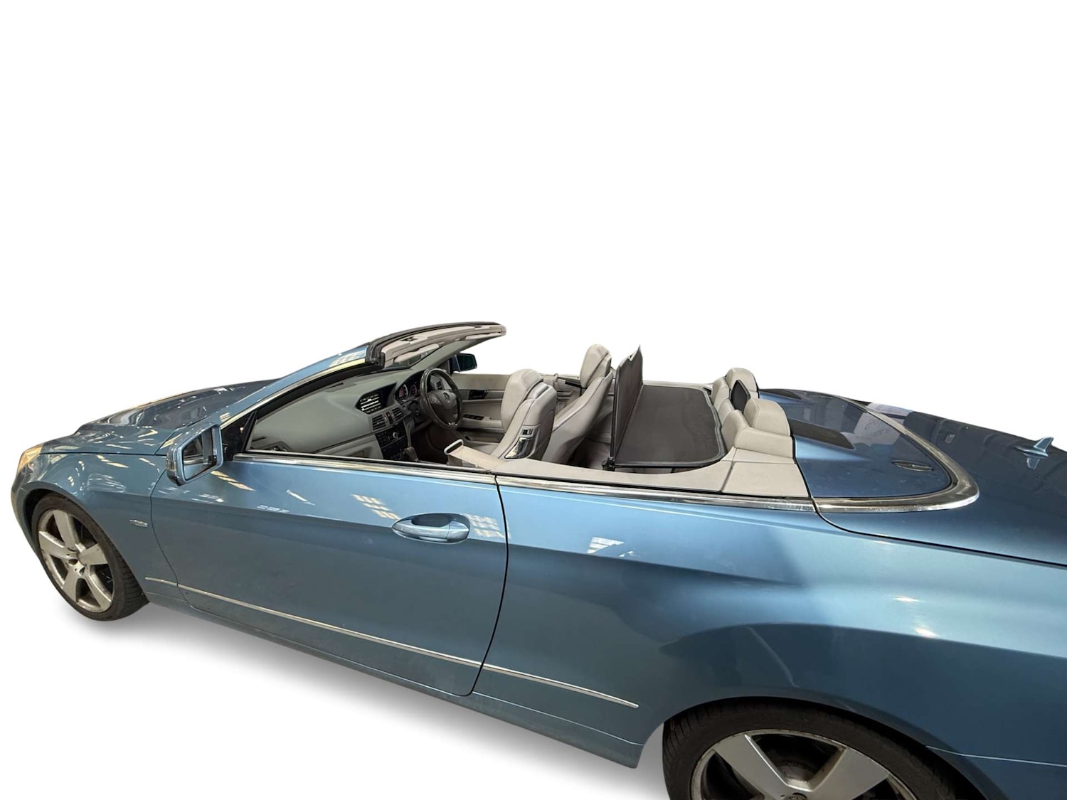 Used Mercedes-Benz E Class 2011 for sale - 77931932: Photo 3