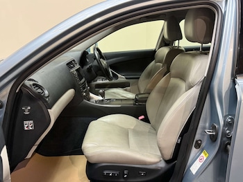 Used Lexus IS 2010 for sale - 77749048: Photo